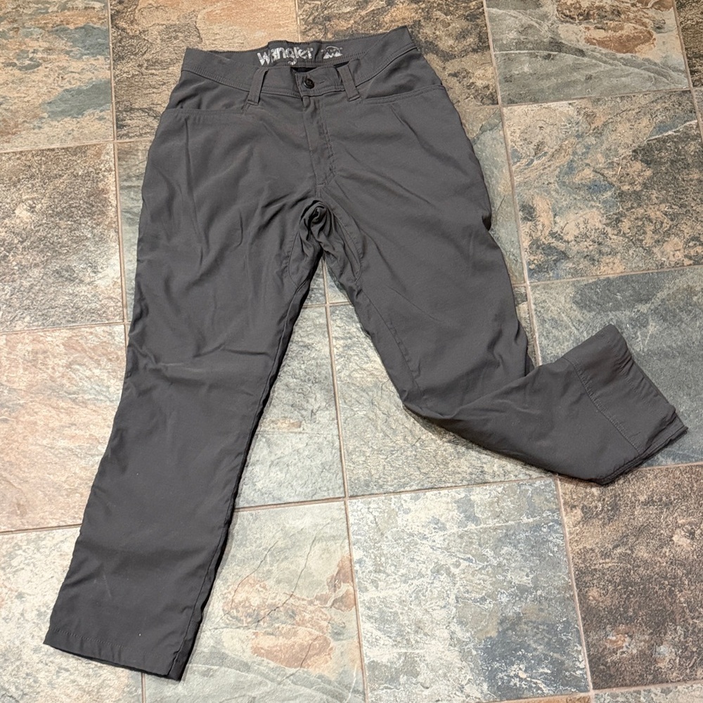 Wrangler Men's Dark Gray Chinos